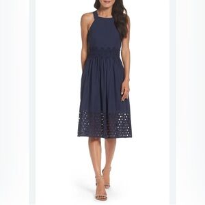 Vince Camuto navy blue laser cut lacy look dress sz  2